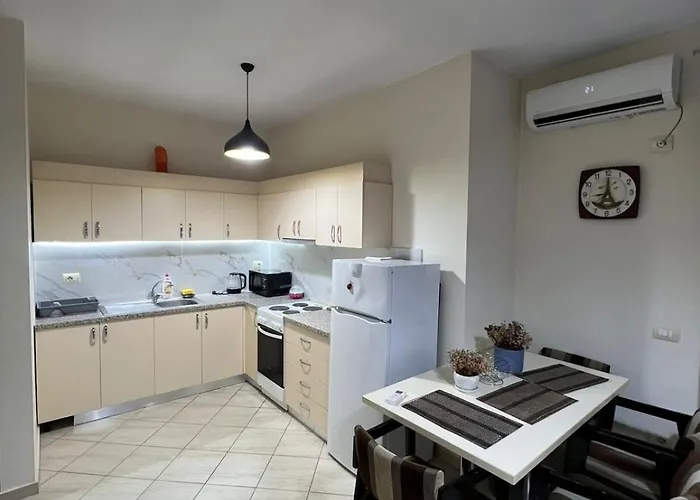 Seaside Town * Vlorë